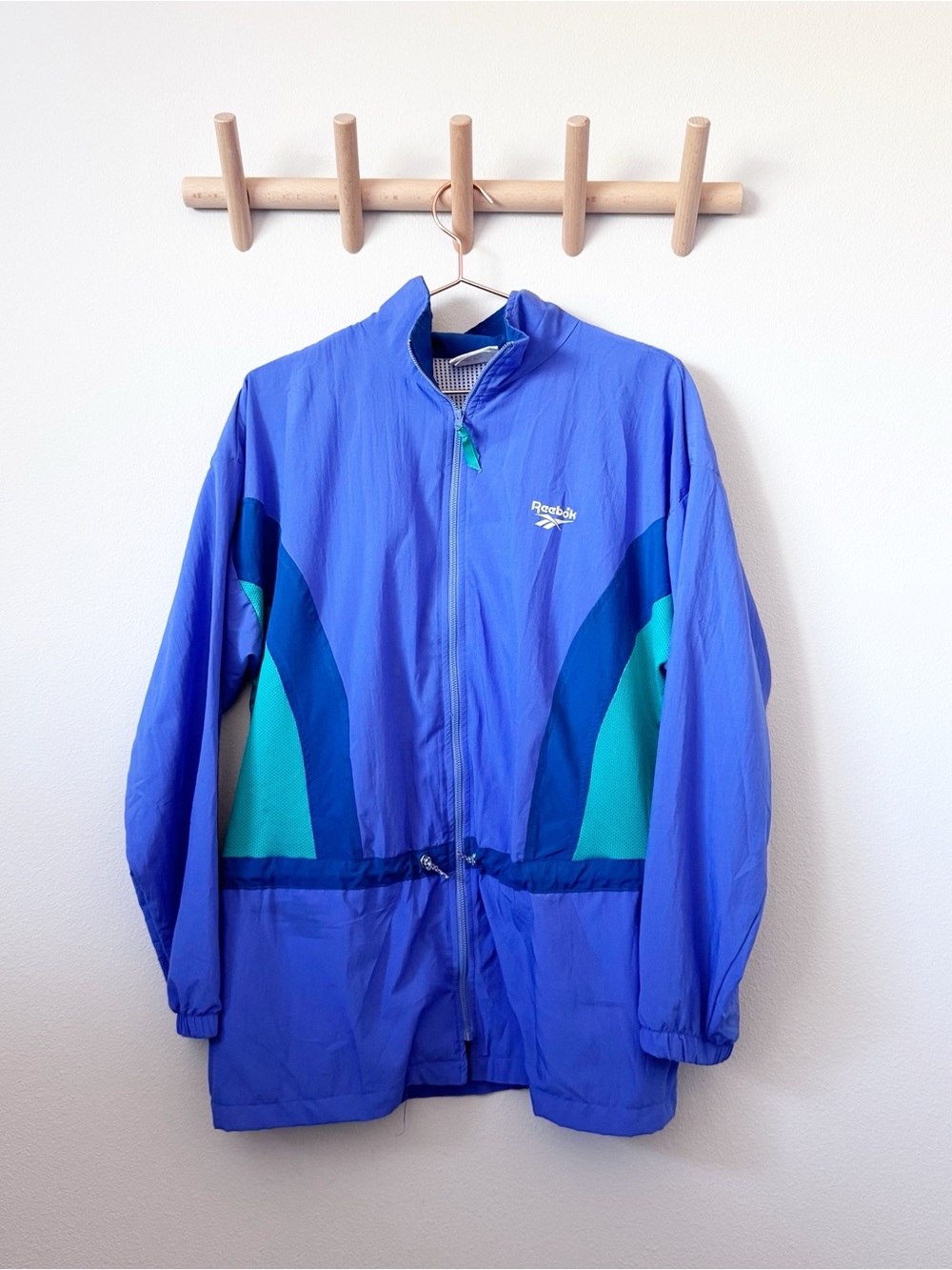 Reebok Vintage Men’s Purplish Blue Windbreaker with Teal & Navy Accents